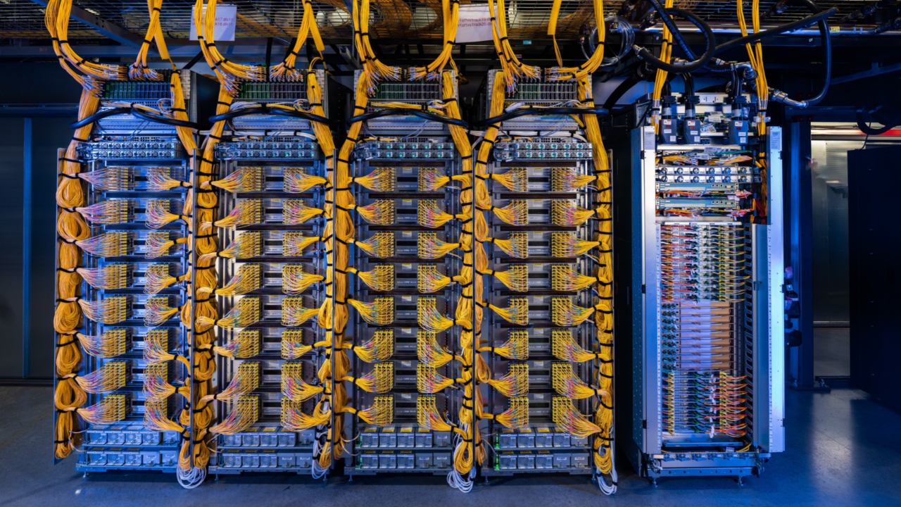 Google Cloud 与 NVIDIA 联合宣布 Vera Rubin 基础设施 GA